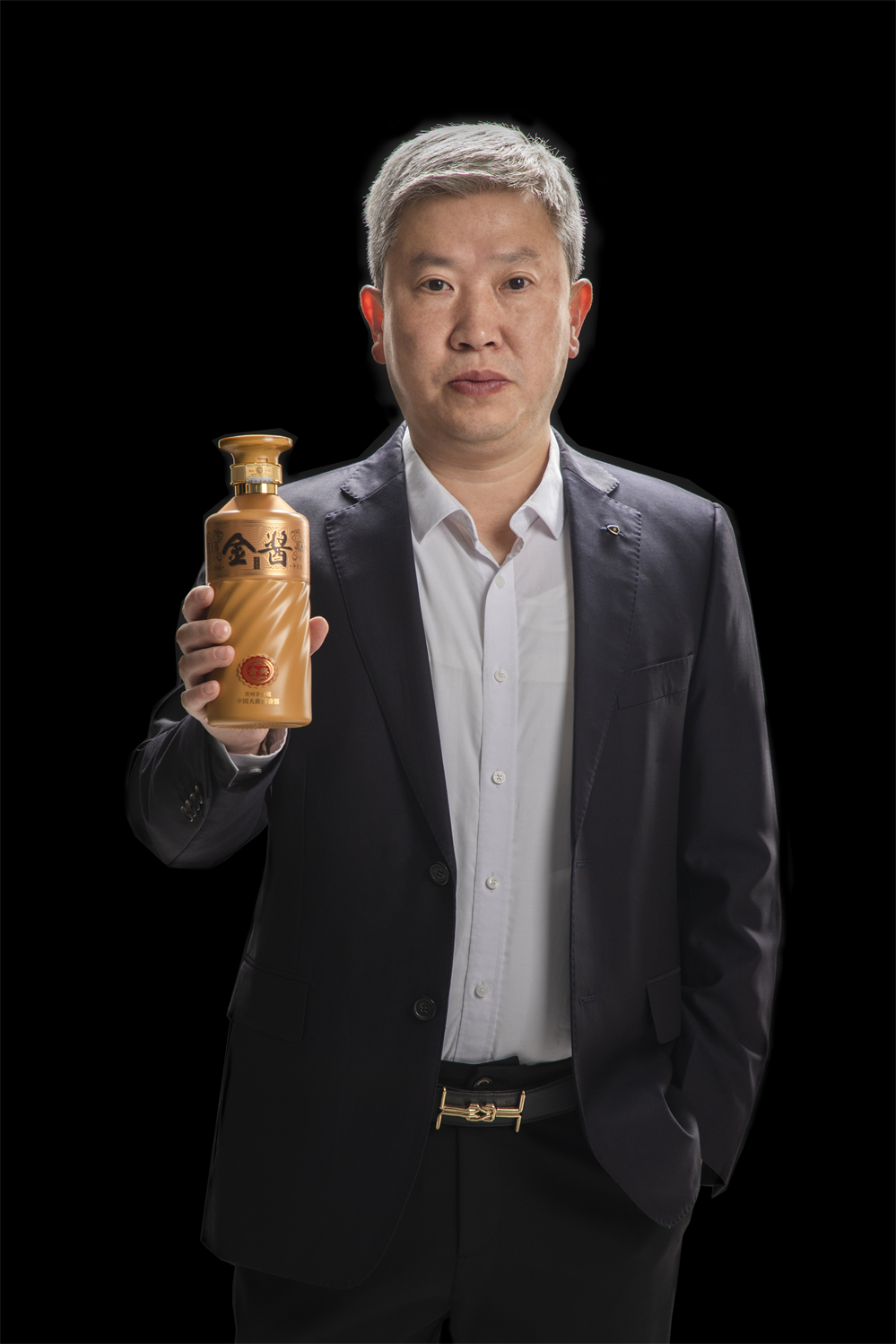 data-lemmaid="525795">仁怀市 /a>茅台镇人,中国首届酱香酒酿酒大师