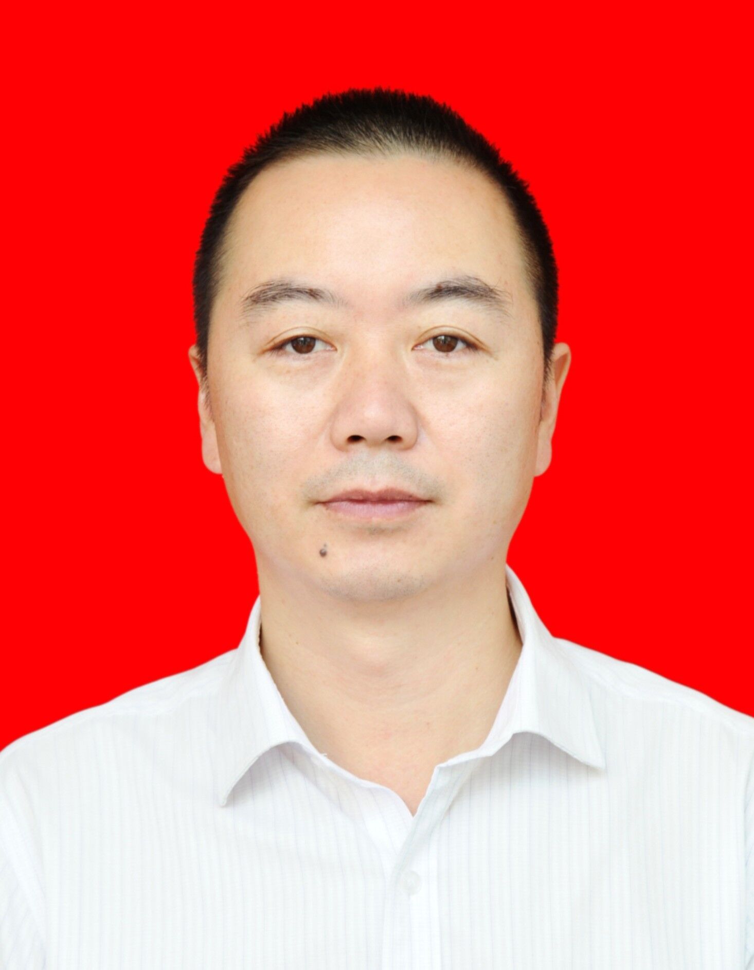  p>乔梁,男,中共党员. /p> p>现任四川省广元市生态环境局副局长. /p>