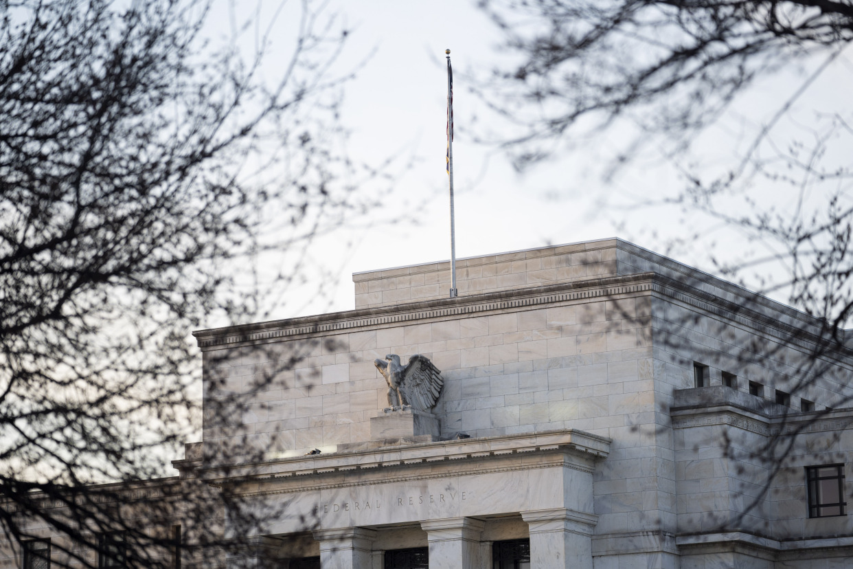 激进加息，美联储又出手了_百科TA说