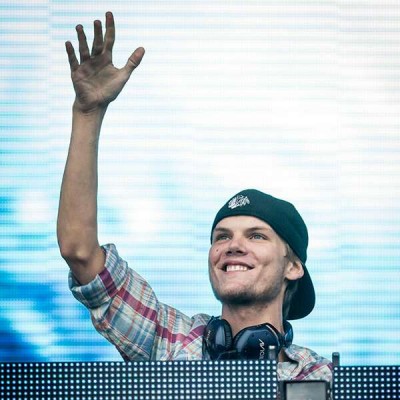  p>艾维奇(avicii,1989年9月8日—2018年4月20日),本名蒂姆·伯格林