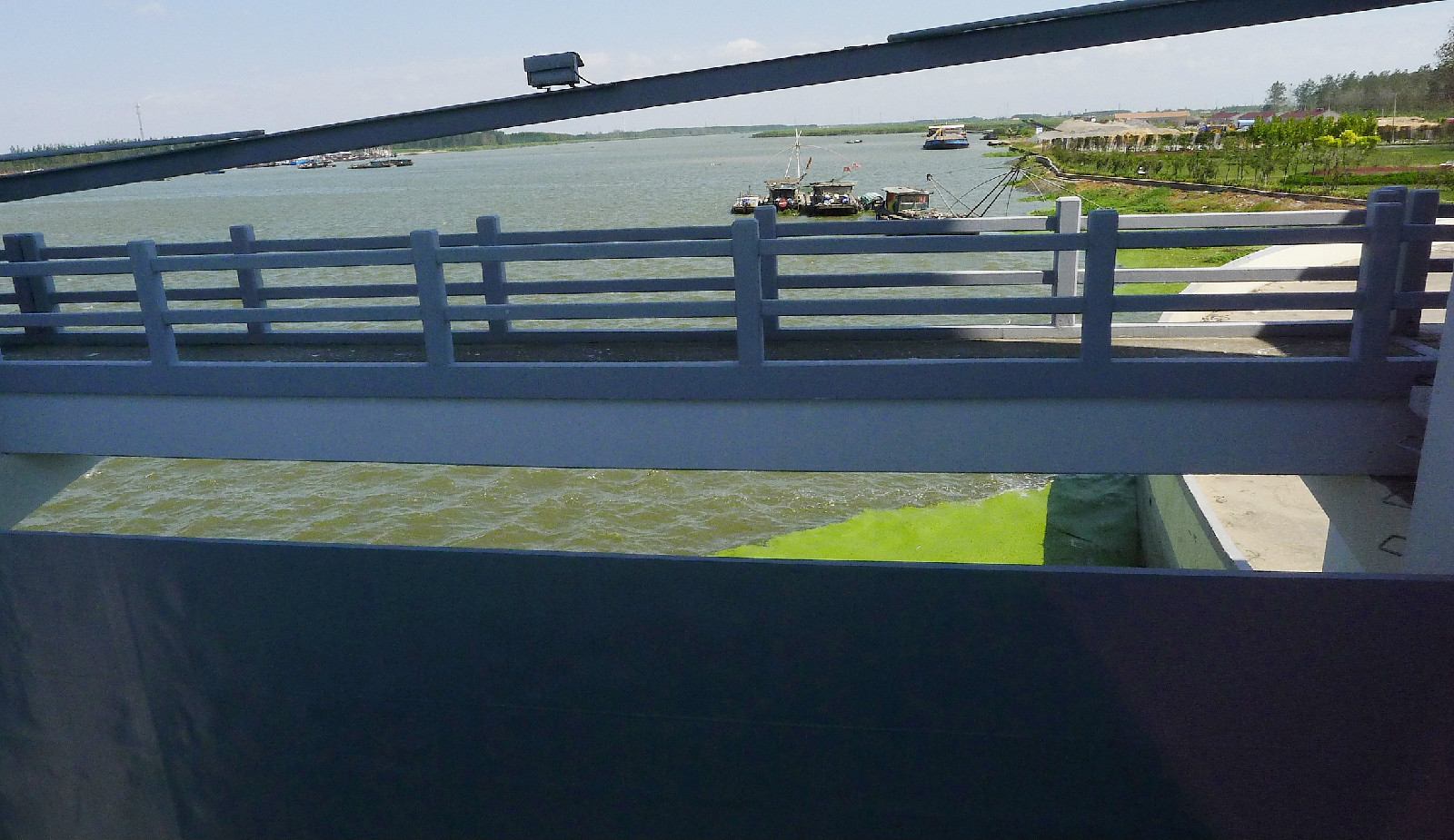  p>海通镇,隶属于江苏省盐城市射阳县,地处 a target="_blank" href="