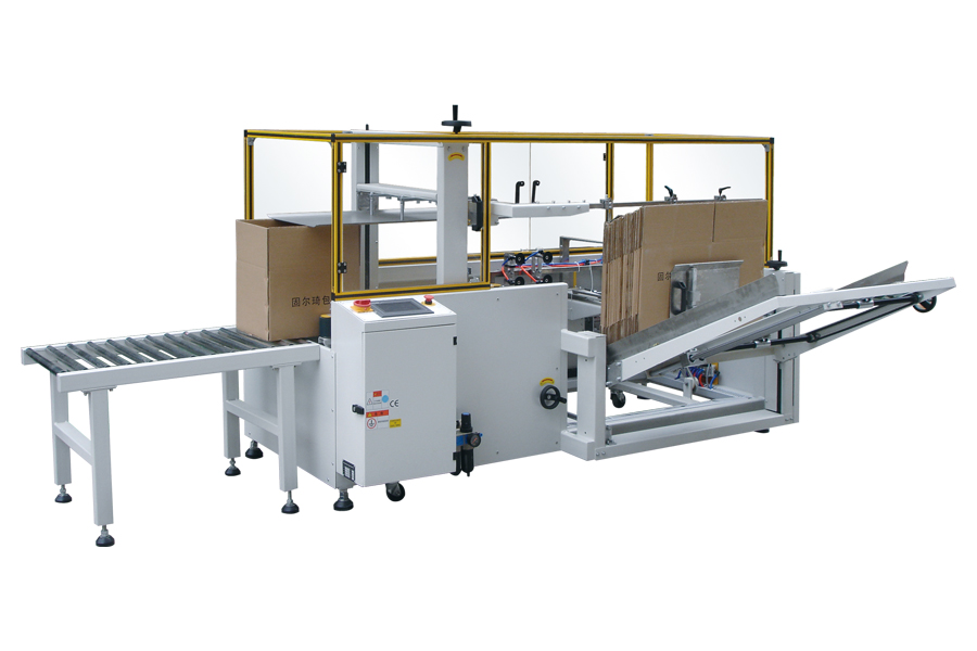  p>自动开箱机也叫 a>纸箱自动成型封底机 /a>,方法是把纸箱板打开