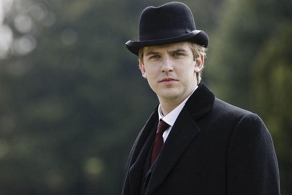  p data-id="gnwmrxx2y6">马修·克劳利(matthew crawley),生于1885年