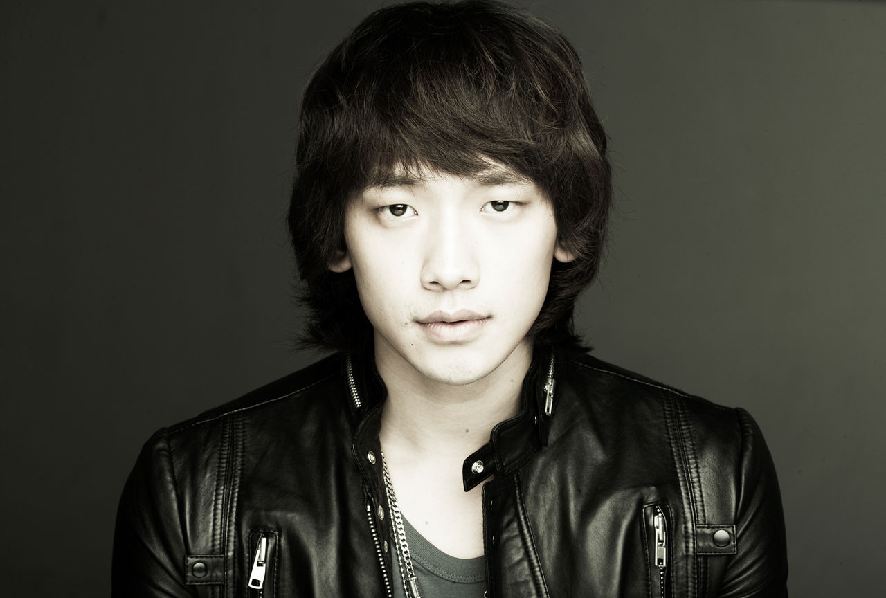  p>郑智薰(rain),1982年6月25日出生于韩国首尔,韩国流行男歌手,演员