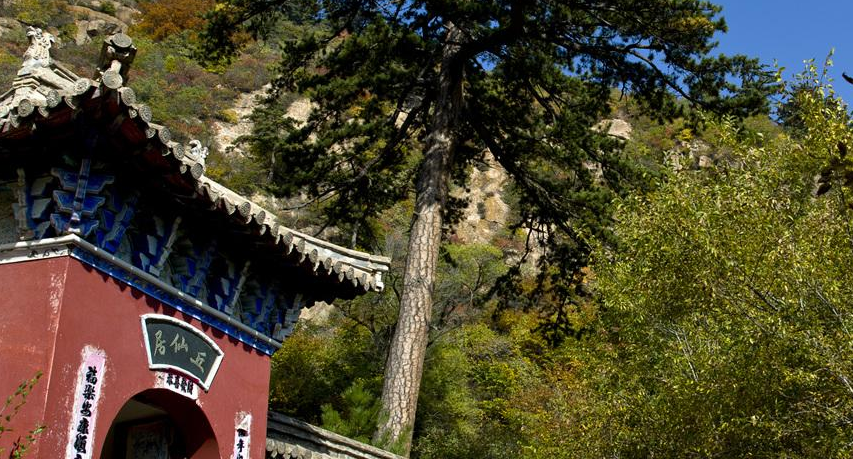  p>金阁山位于河北省张家口市 a target="_blank" href="/item/赤城县