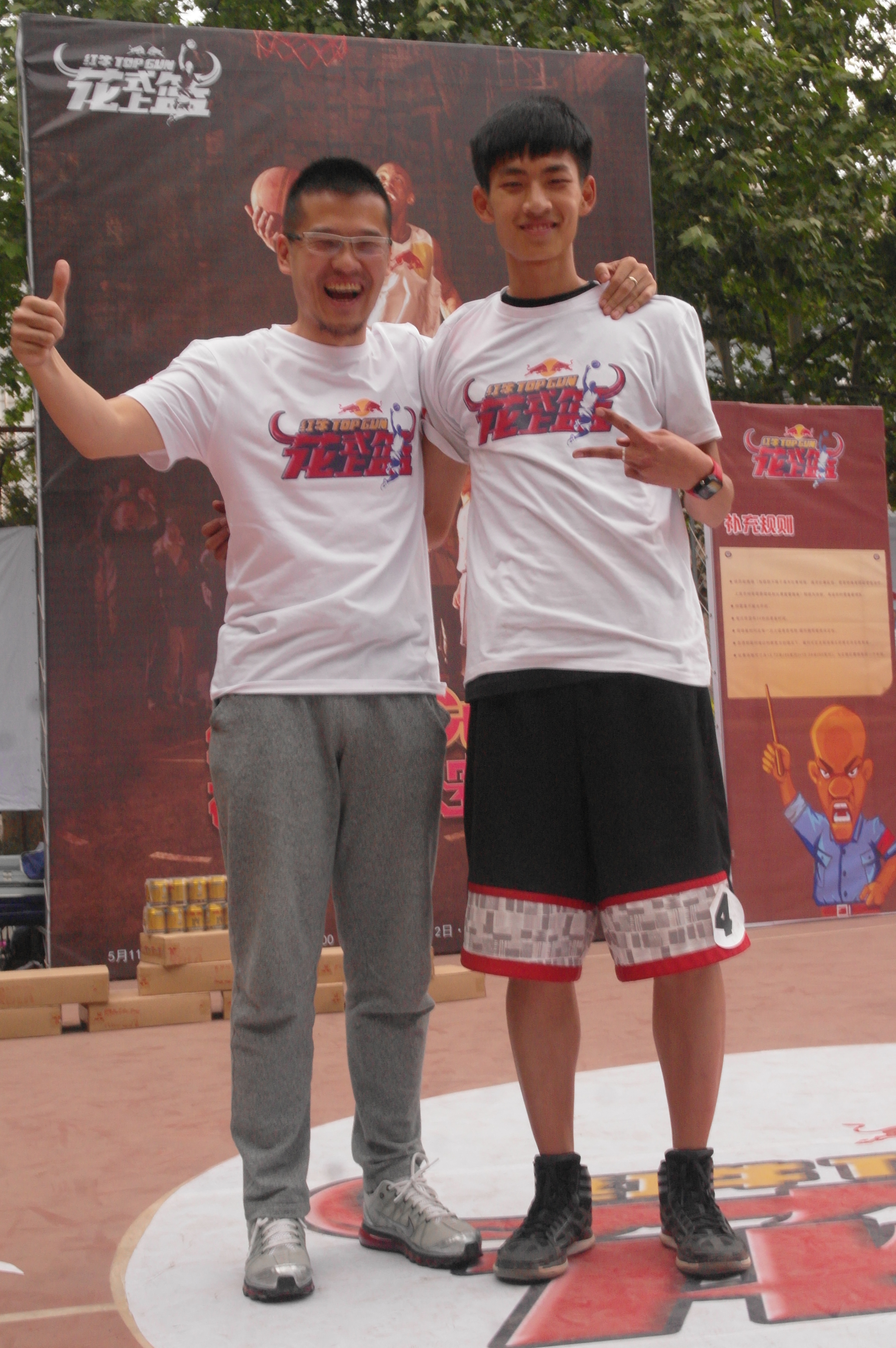 红牛top gun花式上篮大赛力求打造成炫酷时尚,个性张扬的原创篮球赛事