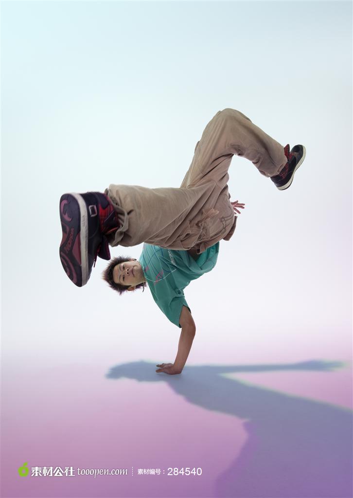  p>风车(windmill)是街舞 a target="_blank" href="/item/breaking