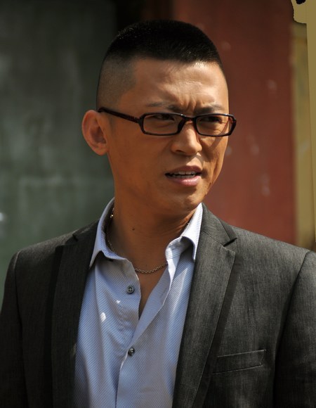  p>张竞达,1979年9月11日出生于山东省滨州市沾化县,中国内地影视男