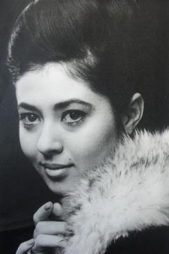 鳄渊晴子