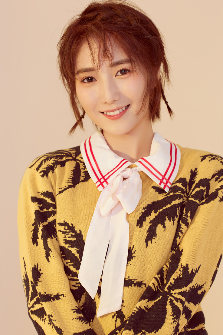  p>张嘉欣,出生于广州,内地歌手.