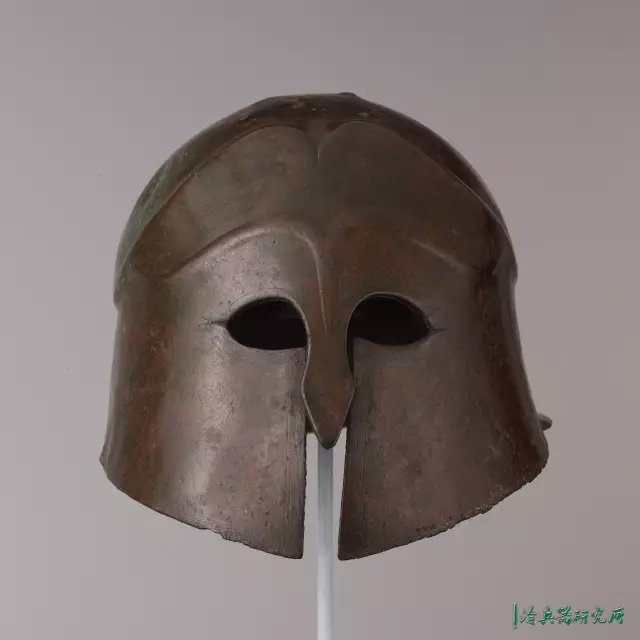 献给凯尔特诸神的祭品：欧洲古代盔甲护具的装饰_百科TA说