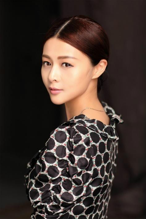  p>王小溪,1981年6月出生,中国内地女演员,国家二级舞蹈演员,毕业于