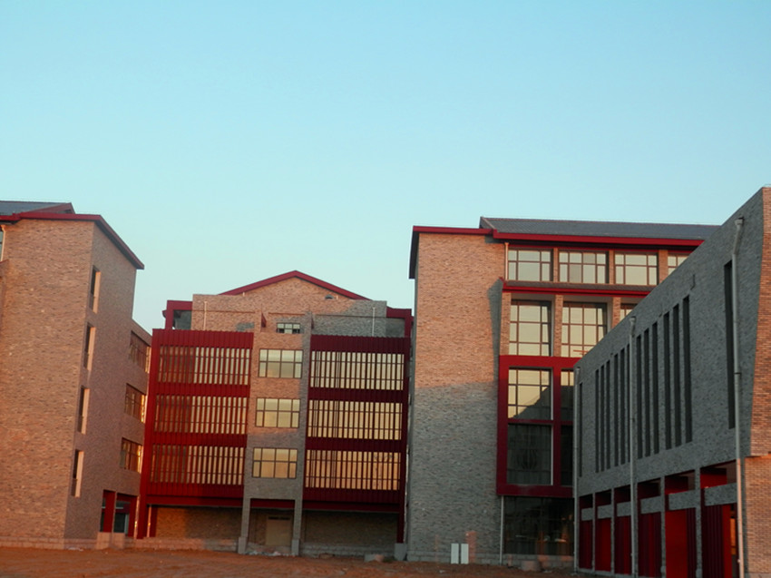 中原艺术学院