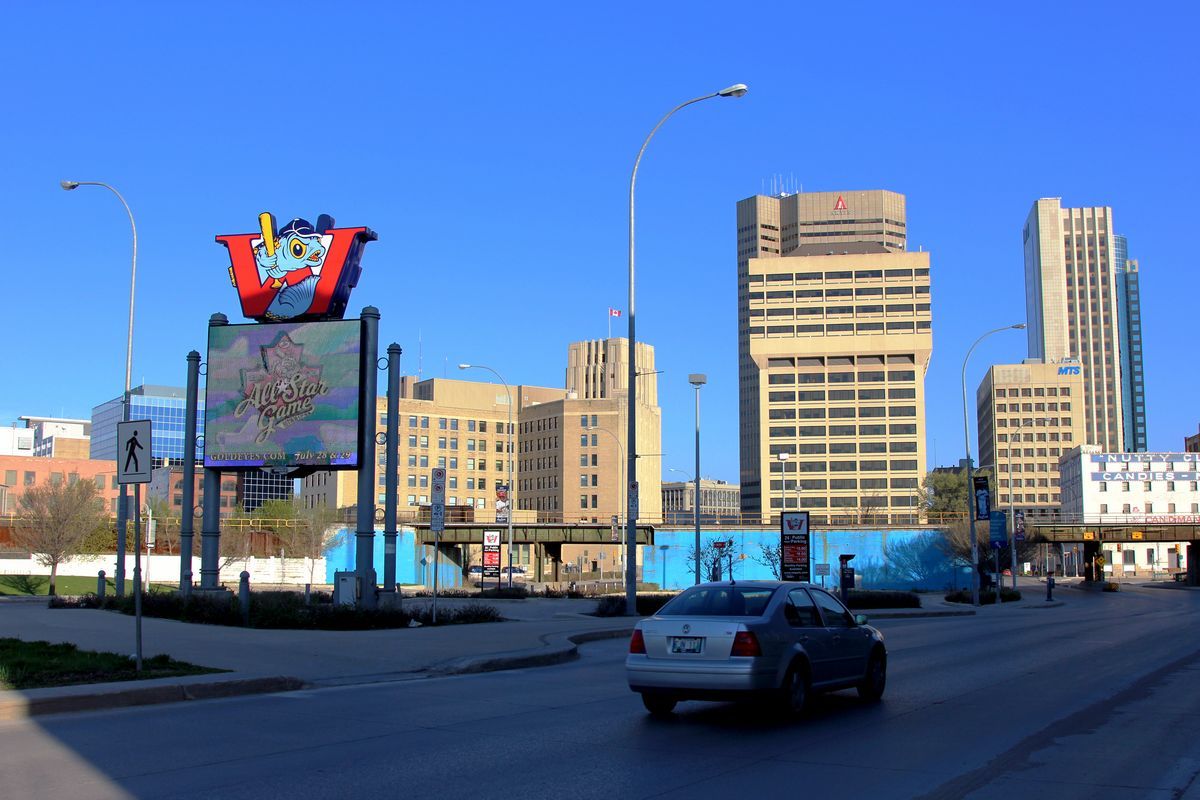  p>曼尼托巴省 i>(简称曼省) /i>(manitoba),是加拿大中南部的一个省