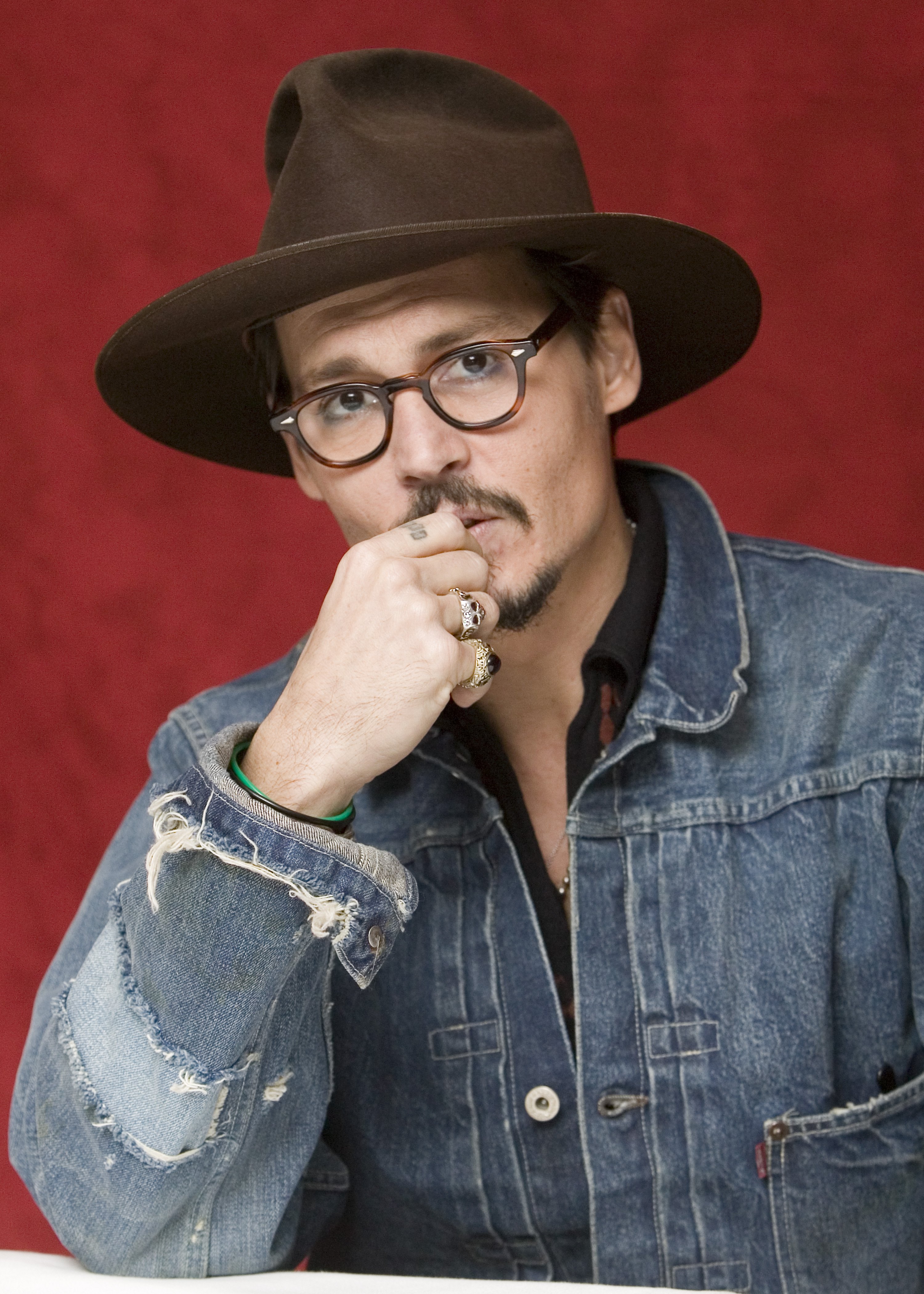  p>约翰尼·德普(johnny depp),1963年6月9日出生于美国肯塔基州,美国