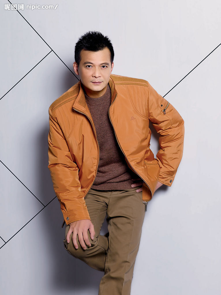  p>黄日华,1961年9月4日出生于广东省惠州市博罗县,中国香港男演员