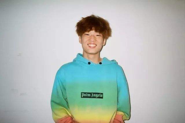 2018年参加高等rapper2,获得冠军.2018年,参加音乐谈话节目《 a ta