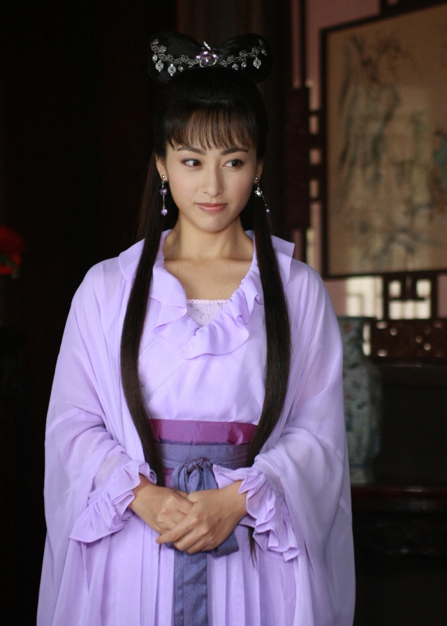  p data-id="gnss0x5x2e">法提麦·雅琦 i>(原名王雅琦) /i>,1982年10