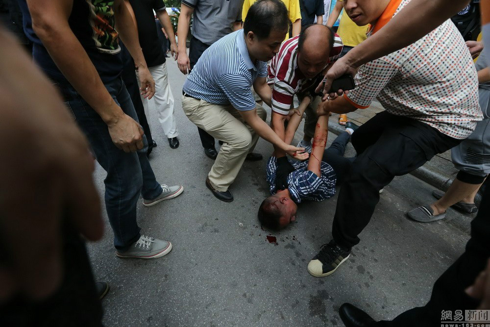 9·25广西桂林超市劫持人质案件