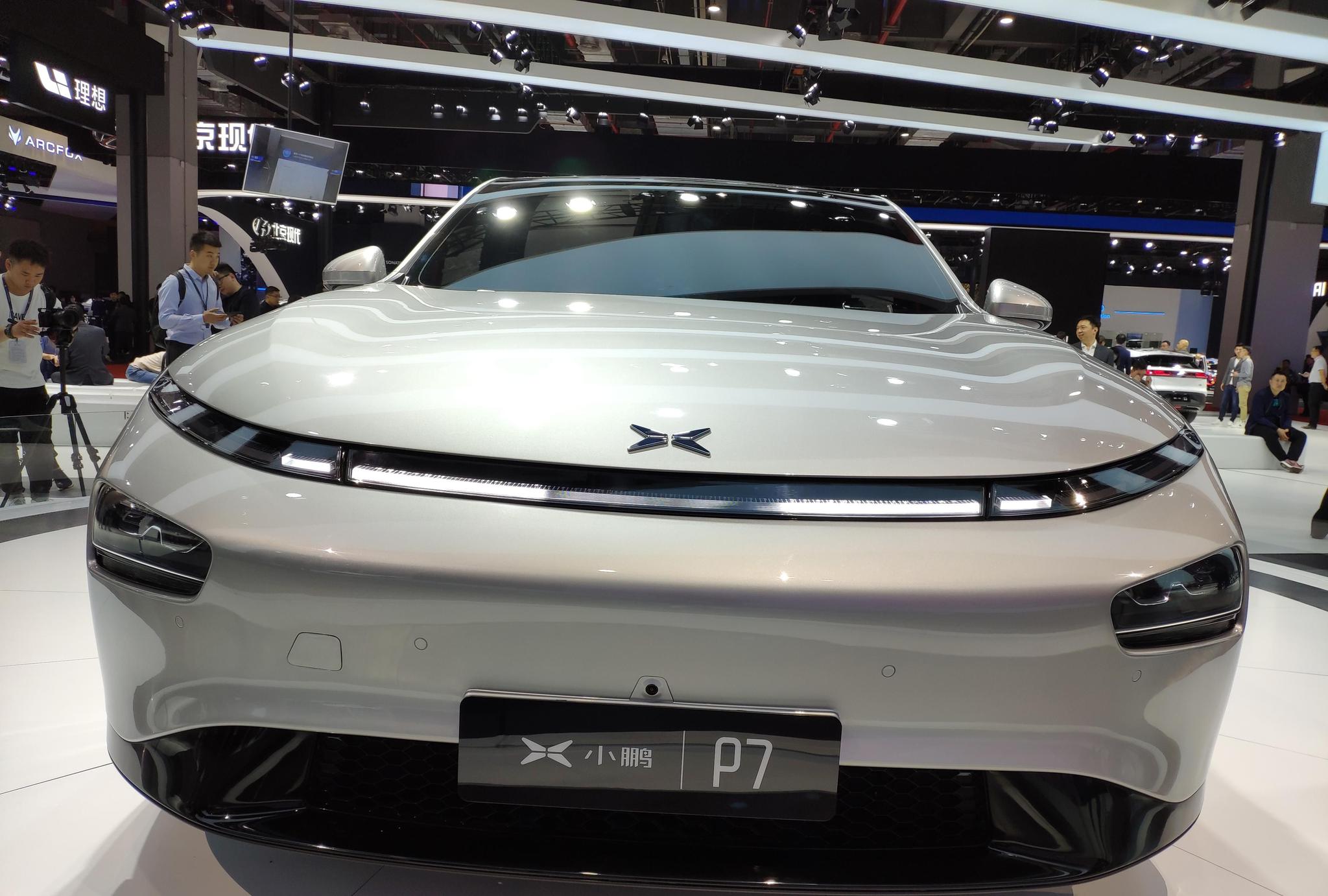  p data-id="gnx3wmy6yo">小鹏p7定位为一款中型纯电动车型 a target=