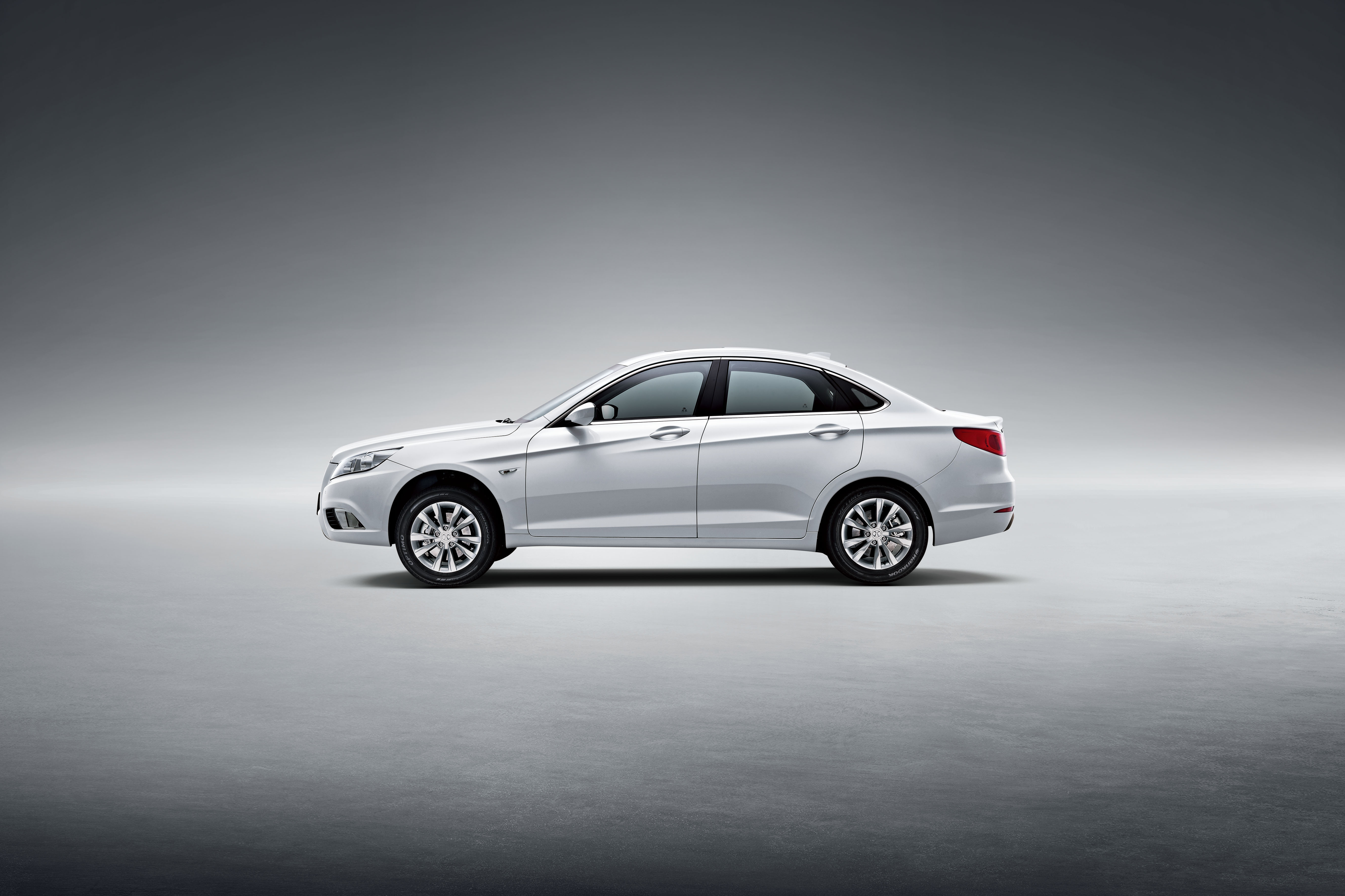 北汽新能源 /a>eu260是 a target="_blank" href="/item/北京汽车