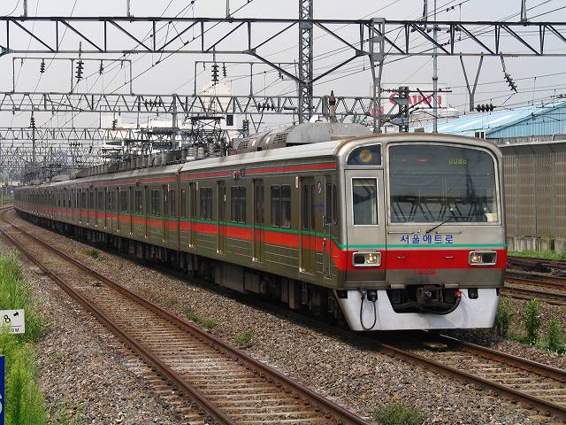  p>首尔地铁(               ,seoul metro)是指服务于韩国首尔及仁川