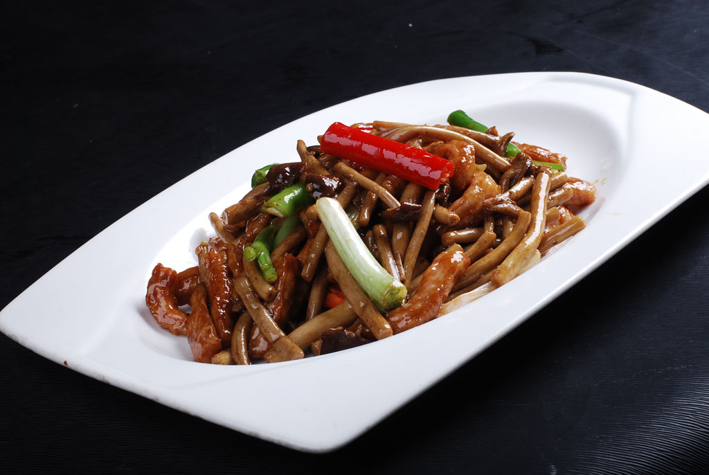 滇味小炒茶树菇