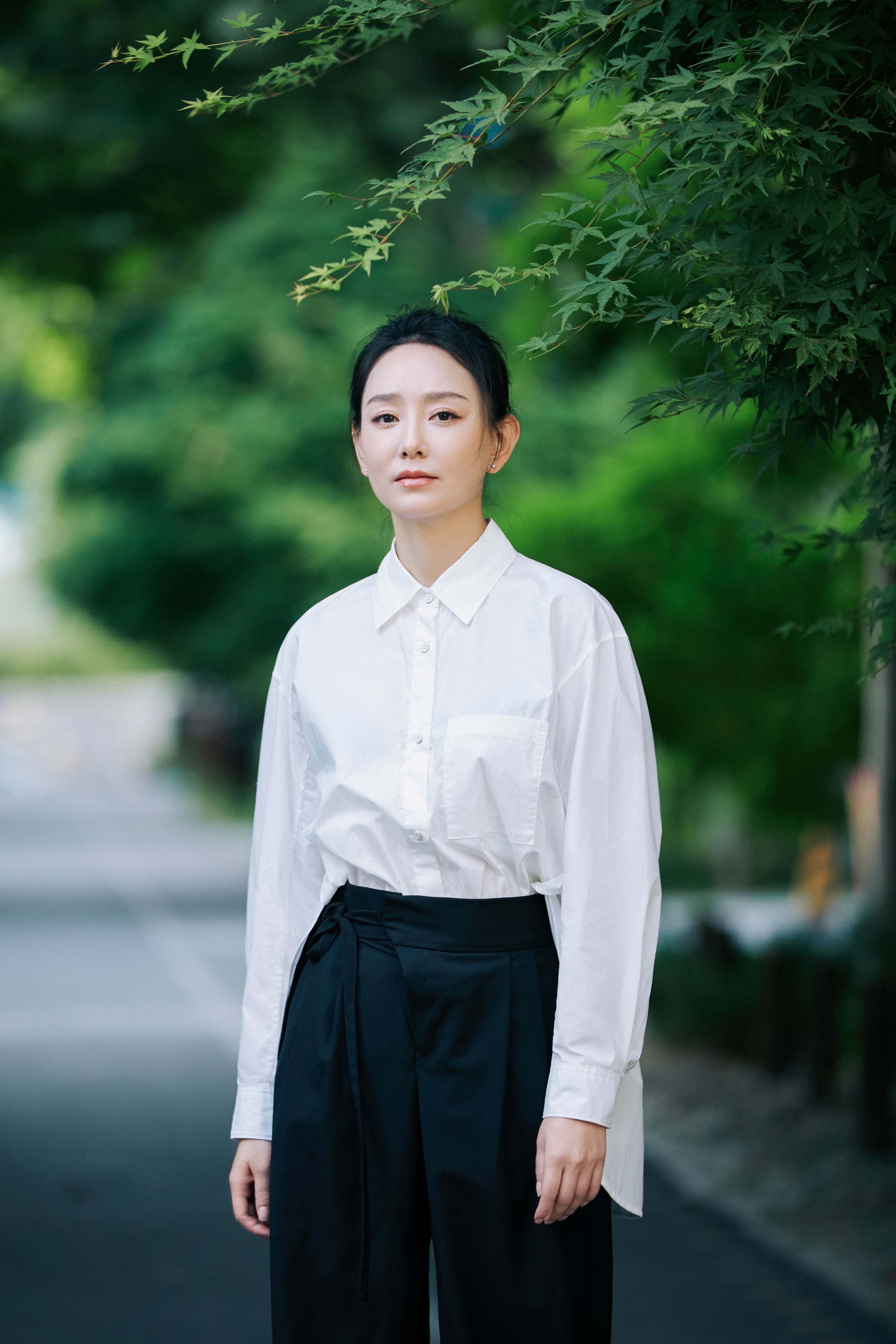  p>邓荔心,原名邓莉,中国内地影视女演员,毕业于中央戏剧学院 span