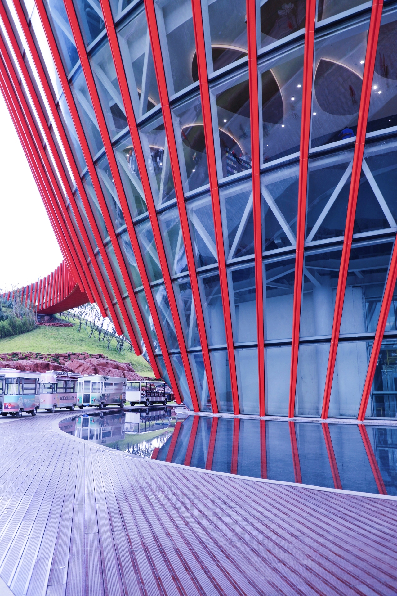 丹景台景区核心区位于 a target="_blank" href="/item/龙泉山