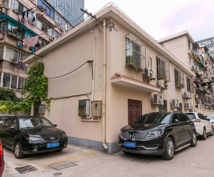  p data-id="gn39twkjs0">江南新村(普陀)位于上海市普陀武宁,由长风