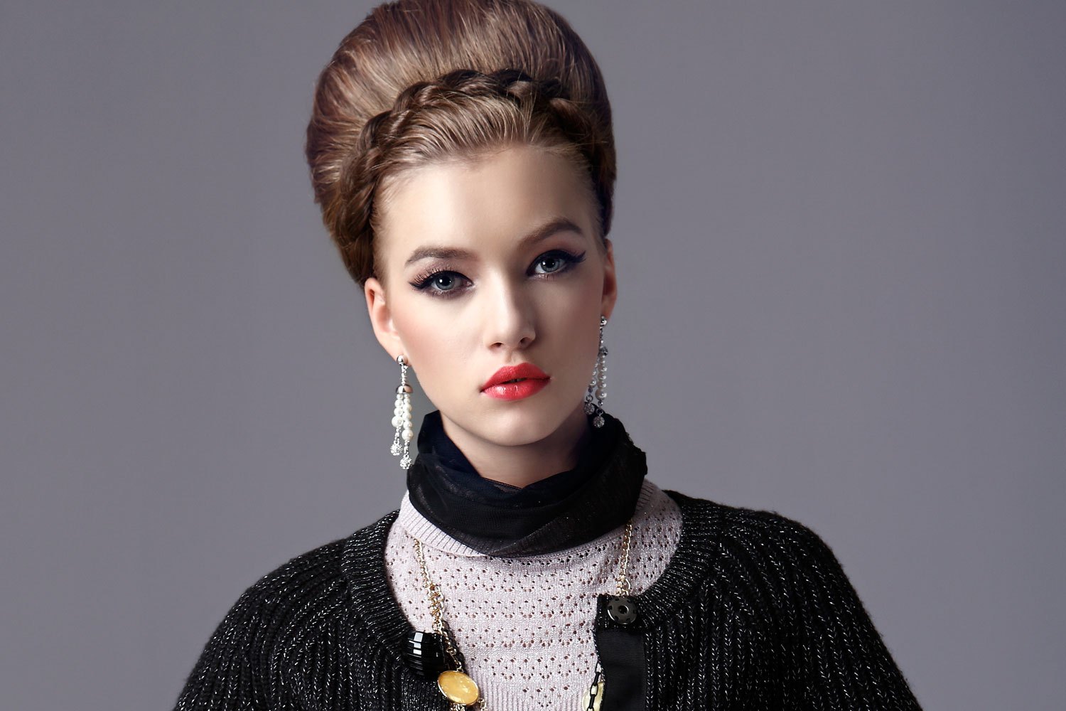  p>贵族气质是指上流社会绅士表现出来的一种高贵的气质.