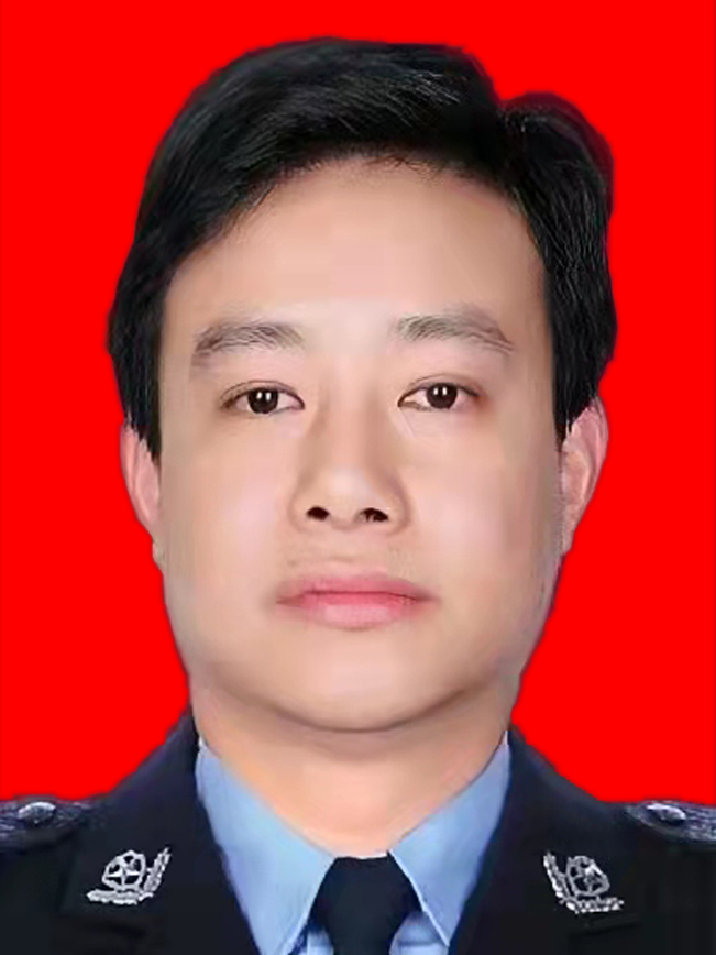  /p> p>现任湖南省长沙市岳麓区人民政府副区长,岳麓公安分局党委书记