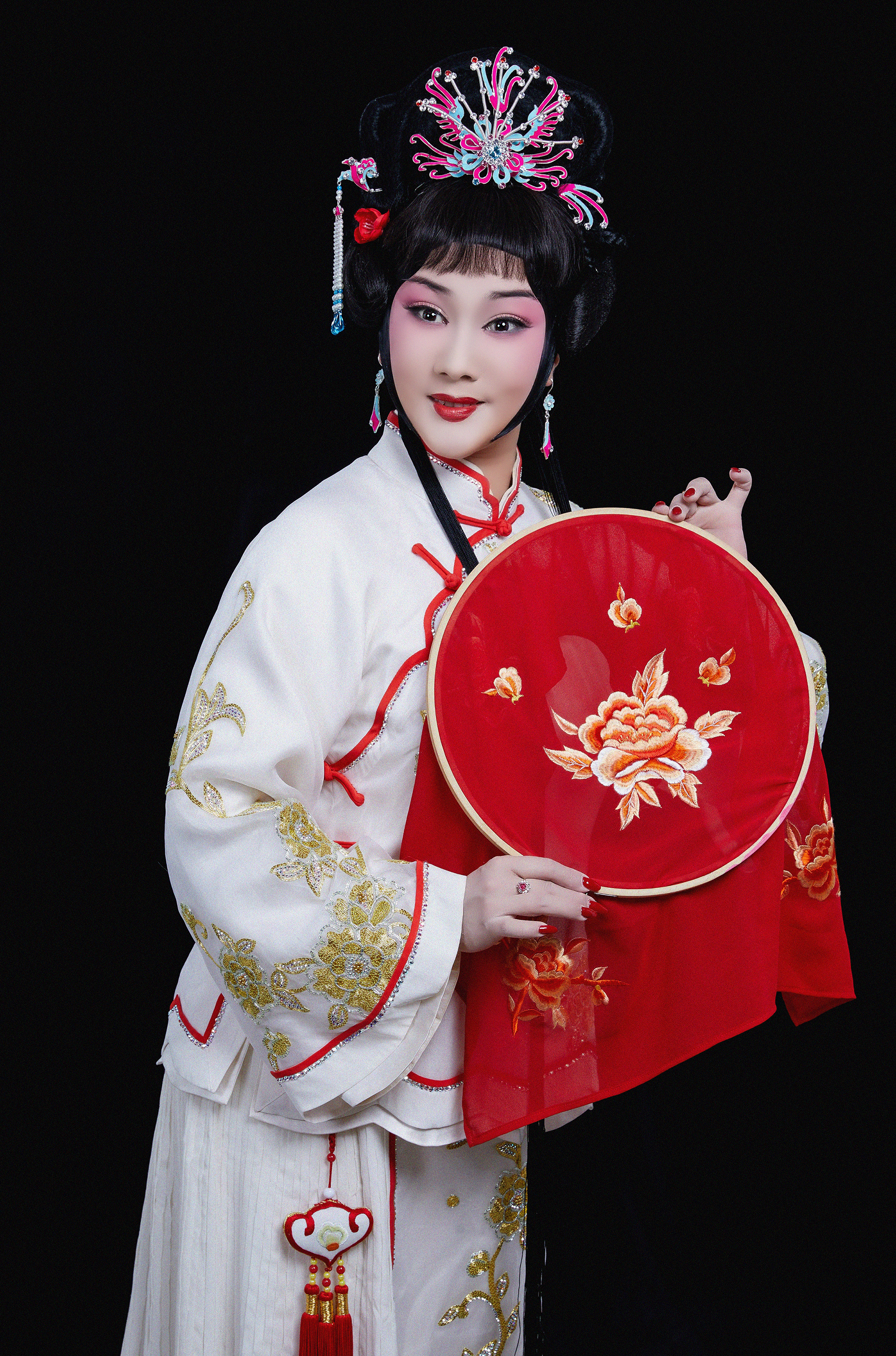  p>李爽,女, a target="_blank" href="/item/中国评剧院/8484996"