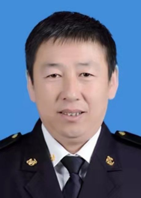 赵斌