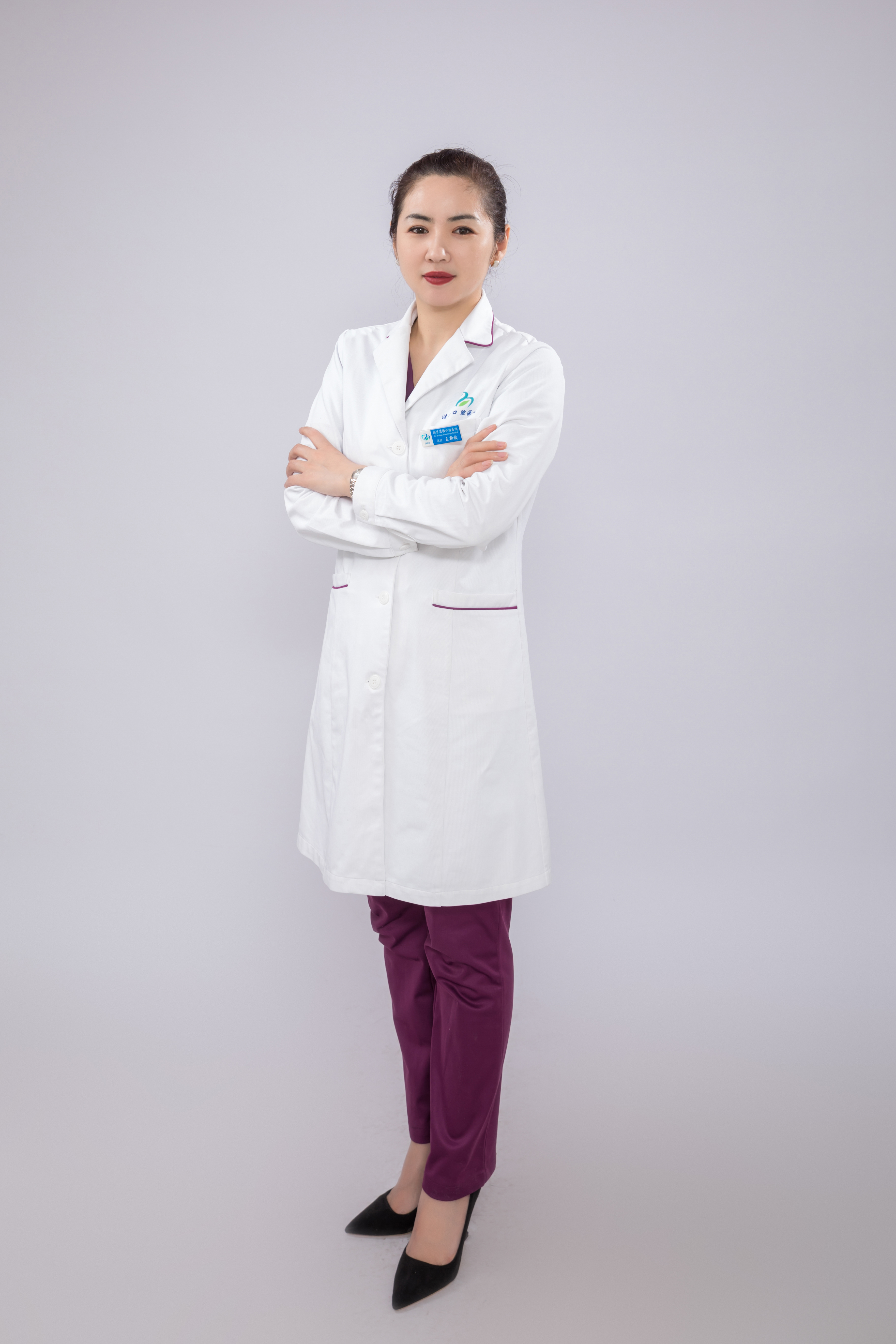  p>玄佳丽,女,口腔专业医生, span class="ref" data-ctrid="t5d5xno