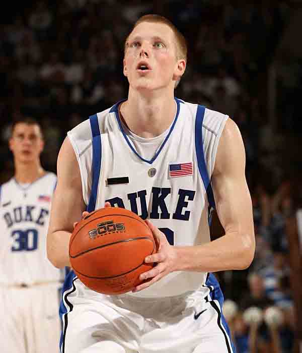  p>凯尔·辛格勒(kyle singler),1988年5月4日出生于 a href="#" data