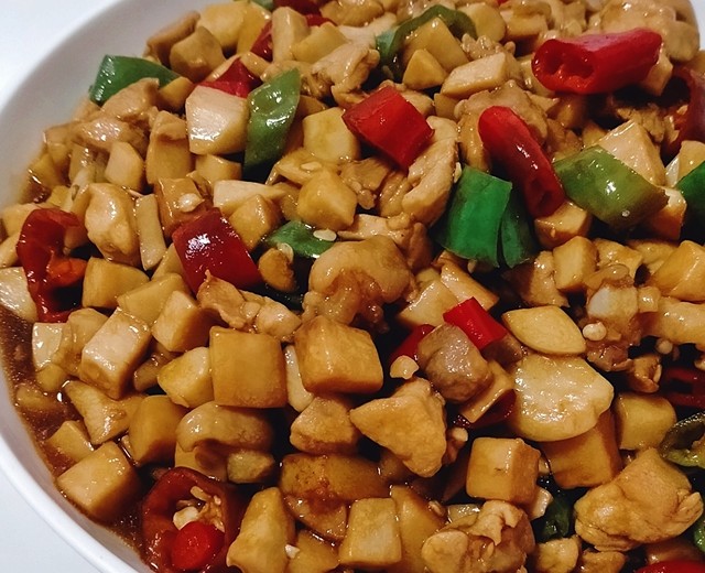 山椒杏菇炒鱼丁