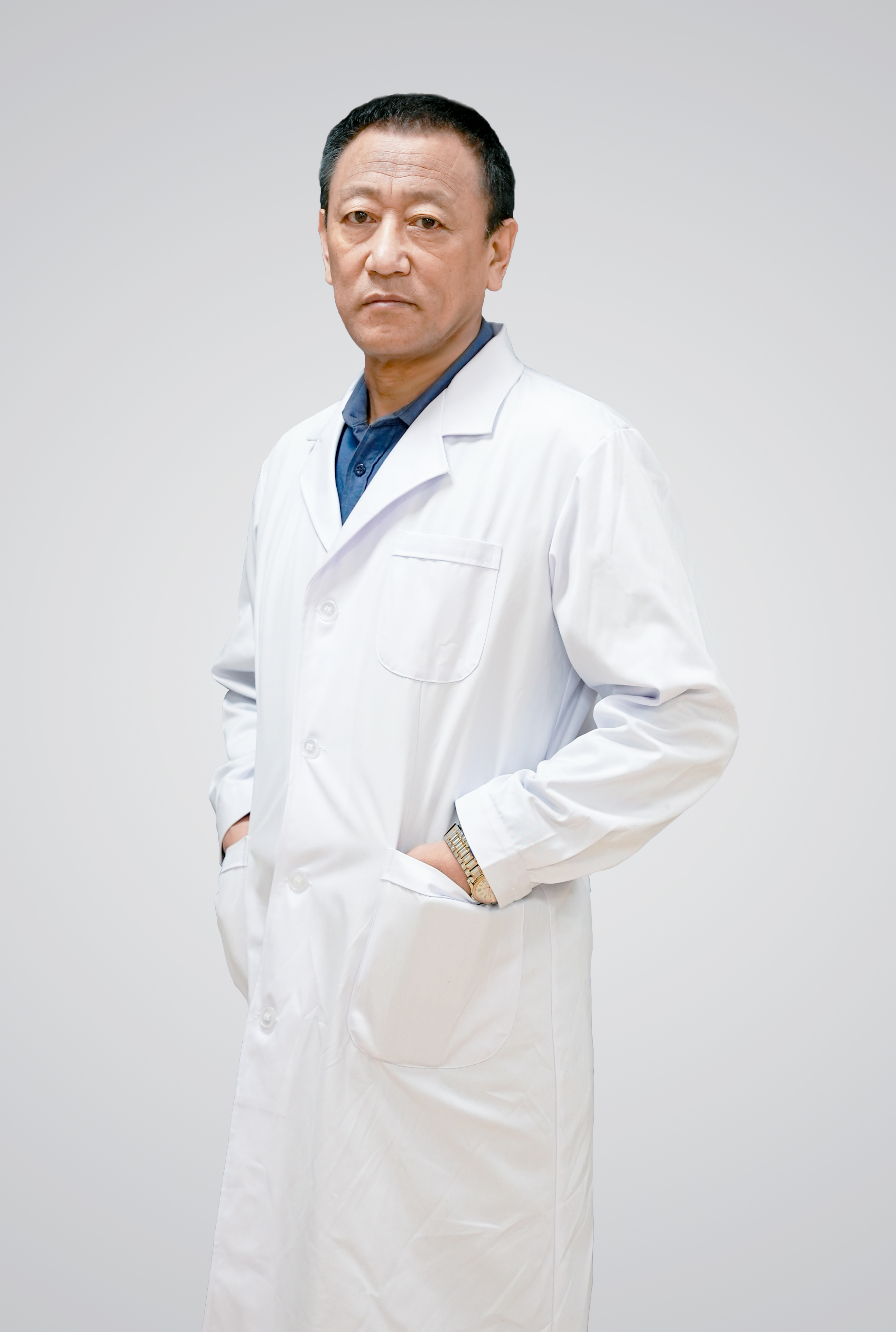 世界中医药学会联合会中医膏方分会副会长,中国中医药信息学会葛洪