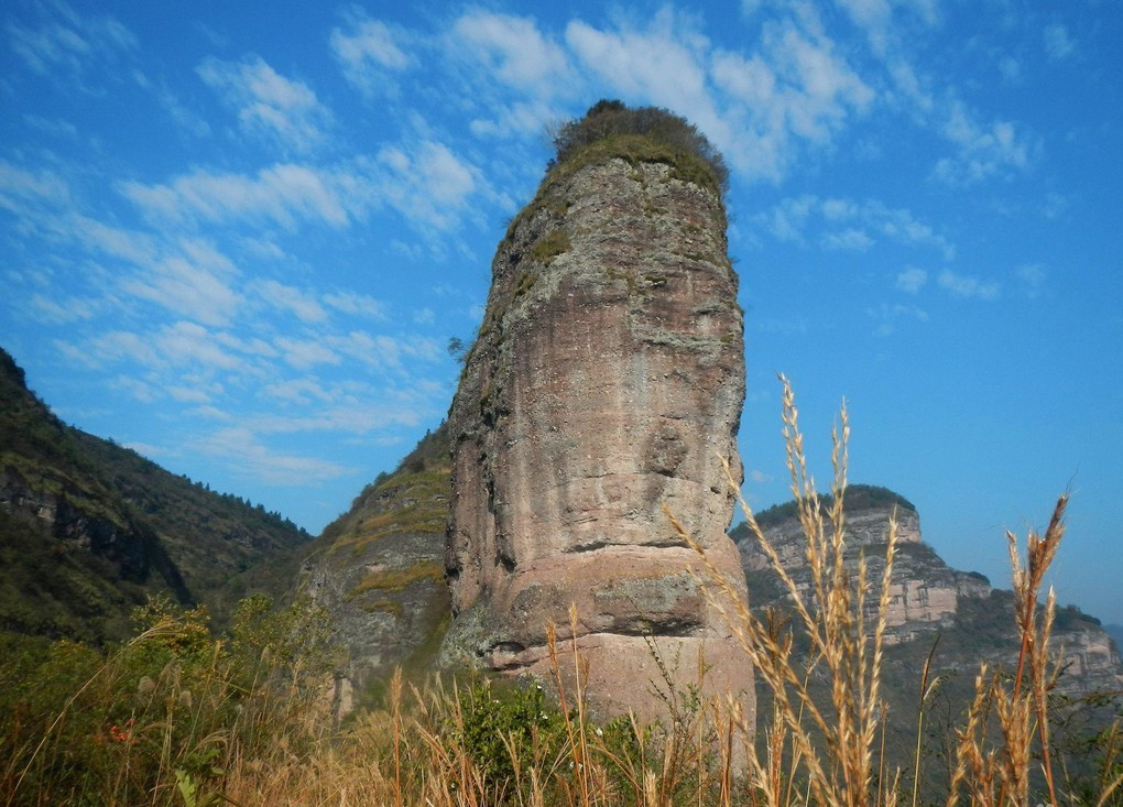 data-lemmaid="25921">丽水,有两个三岩寺