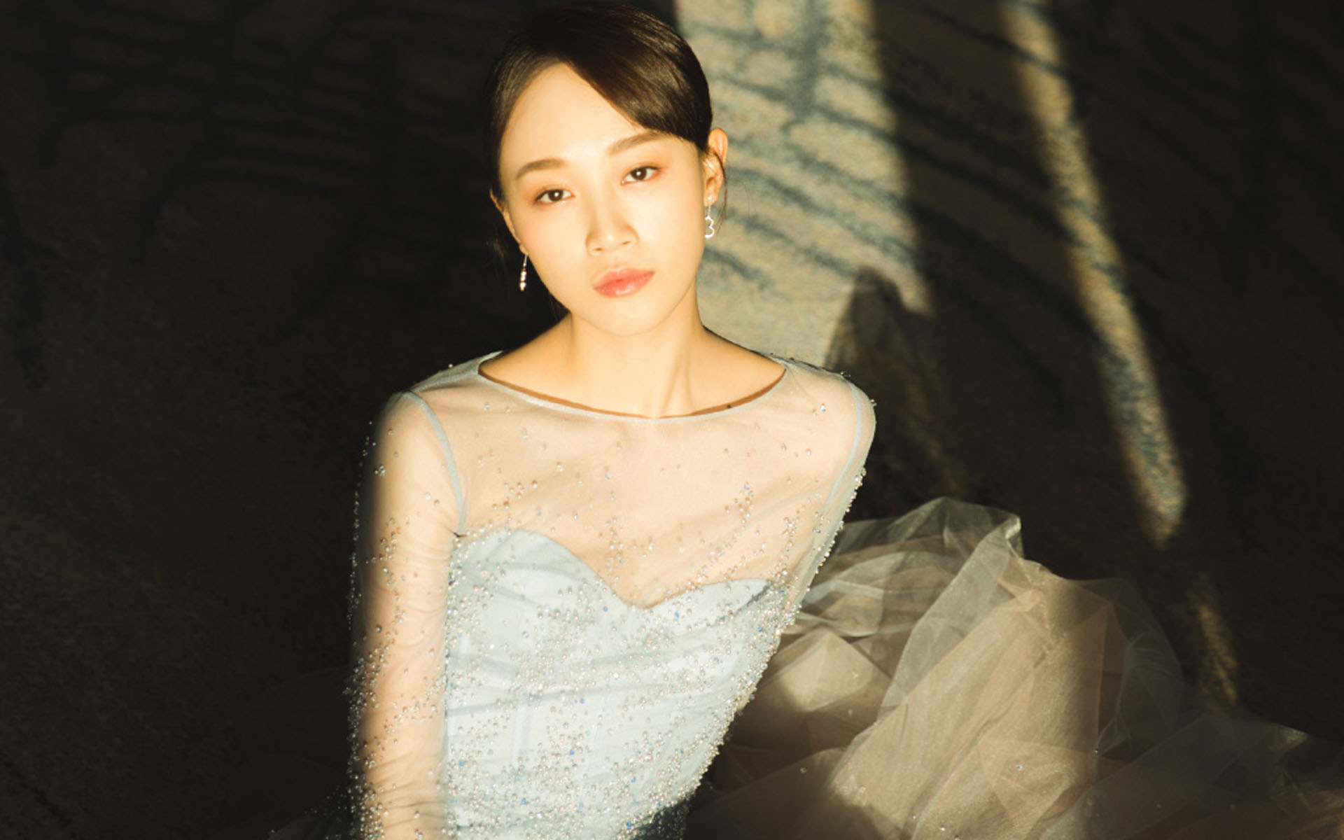 毕业于中央戏剧学院08级表演系本科班,中国内地影视女演员