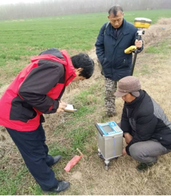  p>物化探测量是地球物理和地球化学勘探涉及的测量工作之总称.