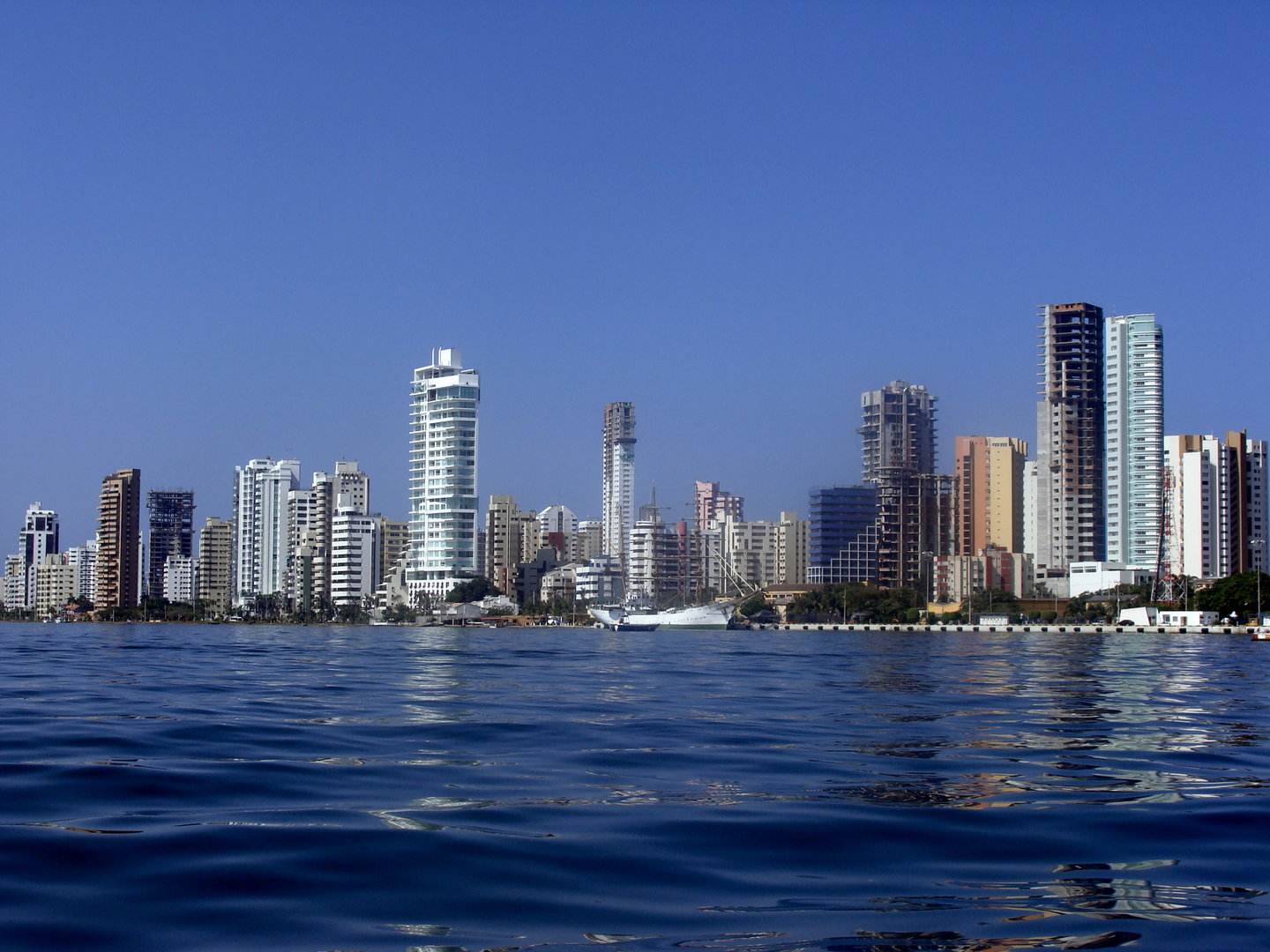fortresses and group of monuments, cartagena)是哥伦比亚的港口