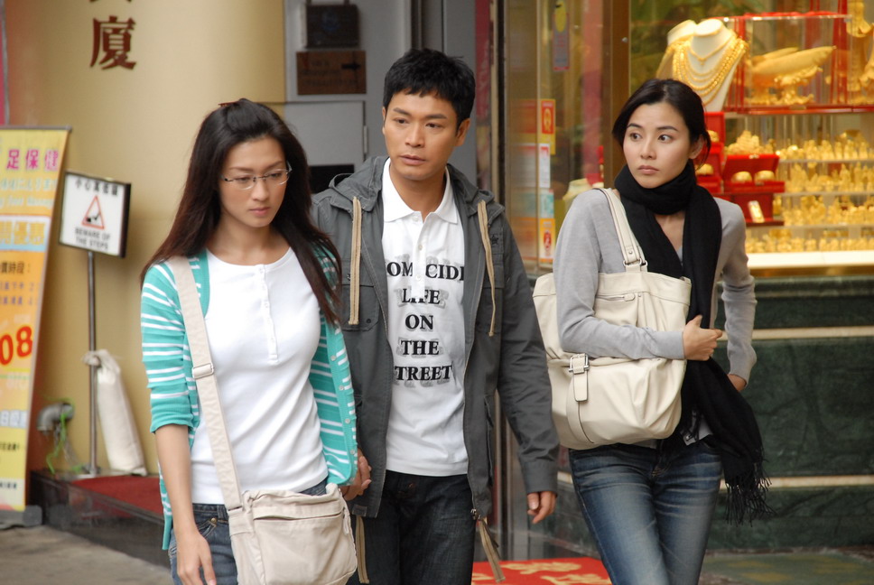  p>《id精英》,是香港电视广播有限公司2009年出品的时装电视剧.