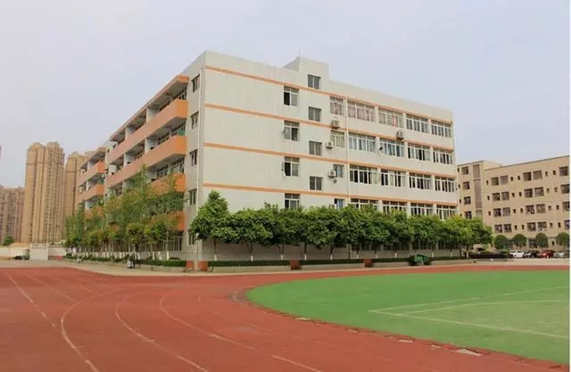 p>四川省南充市白塔中学(sichuansheng nanchongshibaita middle