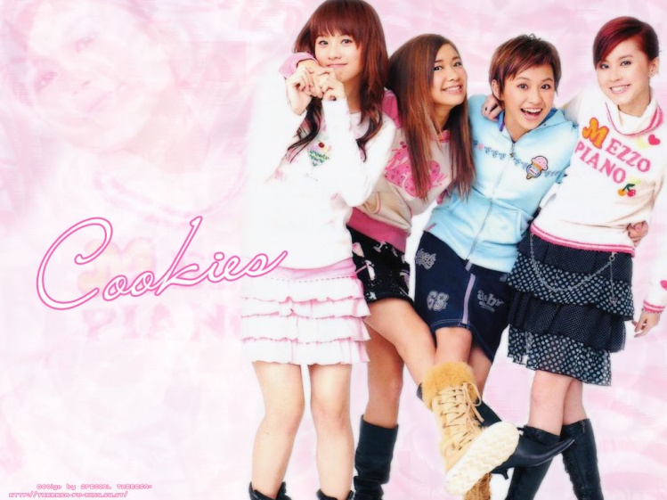 1986年6月9日出生于香港,中国香港女歌手,演员,前女子演唱组合 a