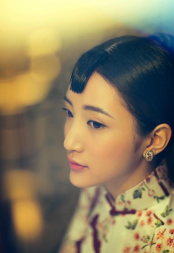  p>徐千惠,出生于广东广州,浙江杭州人,中国内地女主持人,毕业于 a