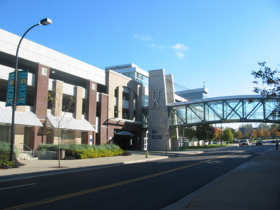 data-lemmaid="3207117">阿克伦 /a>大学(阿克伦)是美国一所公立大学