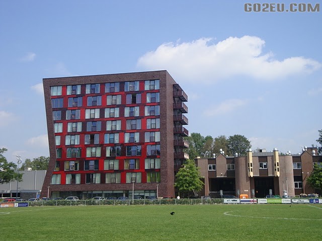  p>特文特大学(英文:university of twente;荷兰语:universiteit