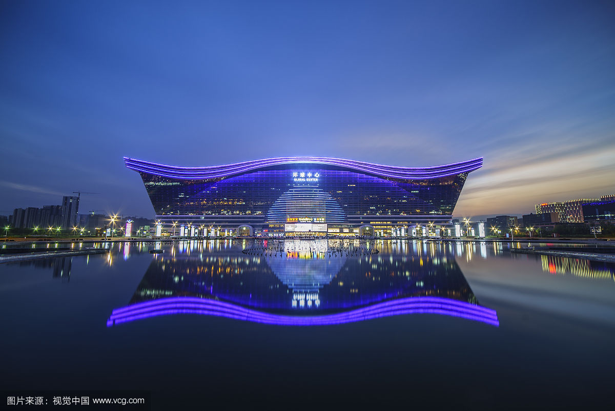  p>新世纪环球中心是四川省,成都市两级政府确定的打造世界现代田园