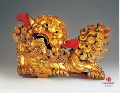 圆雕狮子形梁托